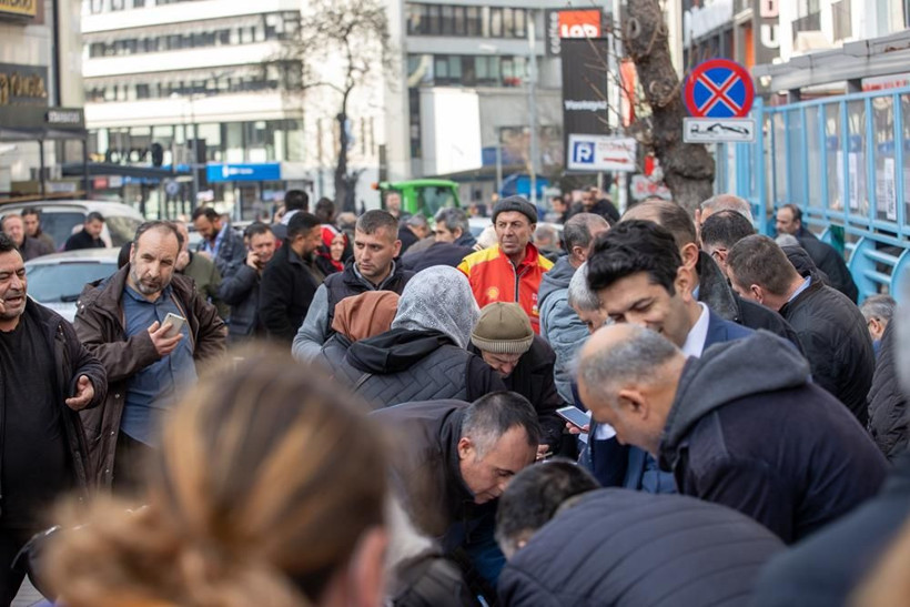 EYT başvuru süreci başladı: Uzun kuyruklar oluştu - Resim: 8