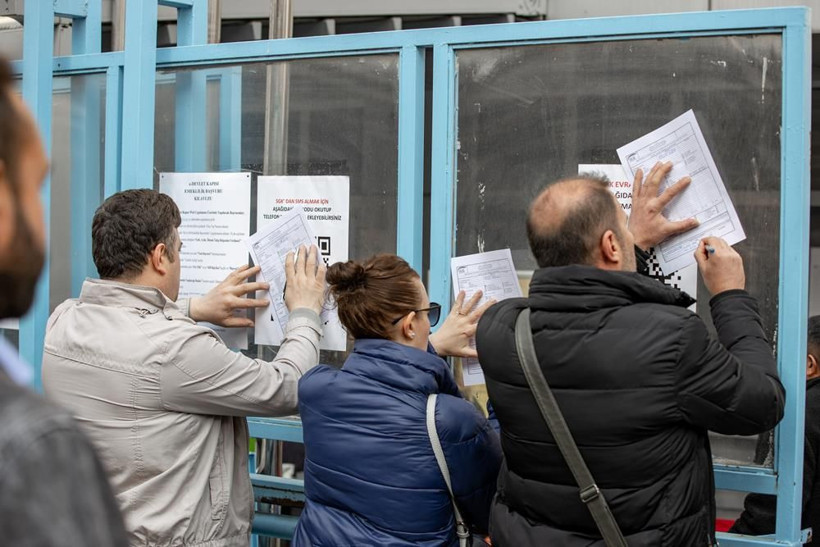EYT başvuru süreci başladı: Uzun kuyruklar oluştu - Resim: 9