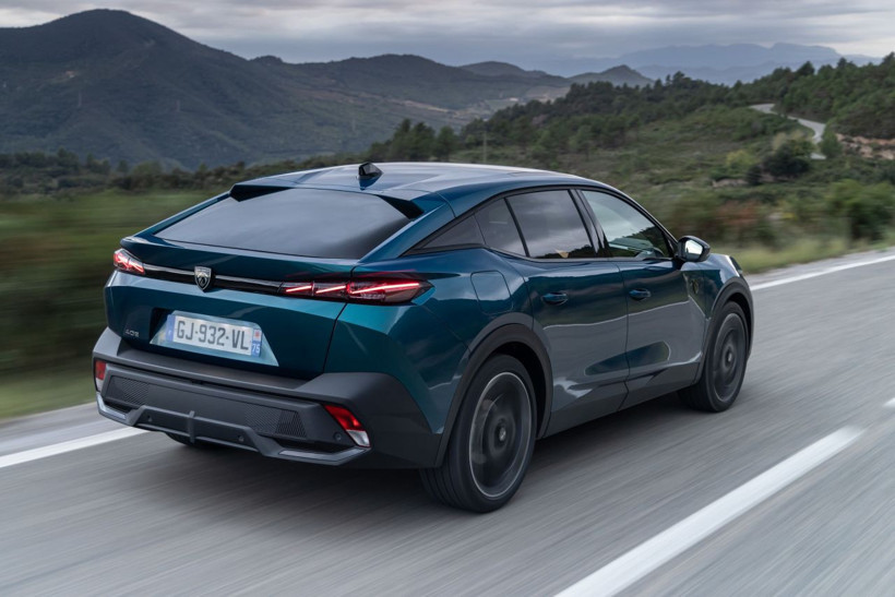 Peugeot 408 satışa çıktı: İşte fiyatı ve özellikleri - Resim: 10