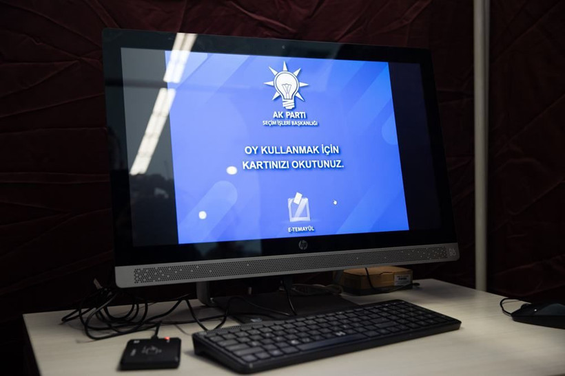 AK Parti'de kritik oylama: Temayül yoklaması başladı - Resim: 3
