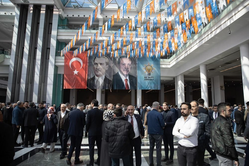 AK Parti'de kritik oylama: Temayül yoklaması başladı - Resim: 6