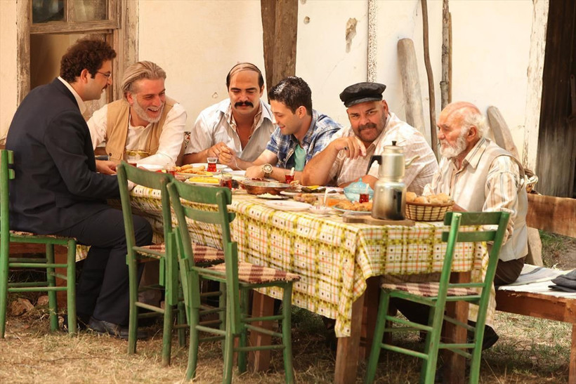 Komediden drama, animasyondan aile hikayelerine! Bayramda ne izlesek diyenlere sıcacık 10 film önerisi... - Resim: 3