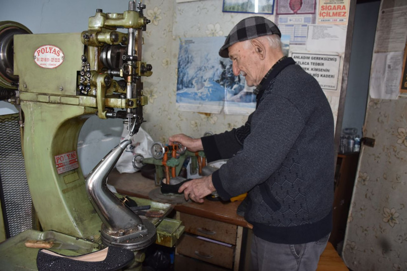 'Son kale' 20 metrekarelik dükkanda dev fabrikalara direniyor - Resim: 2