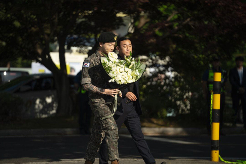 BTS üyeleri Jimin ve Jungkook askerlik görevlerini tamamladı - Resim: 13