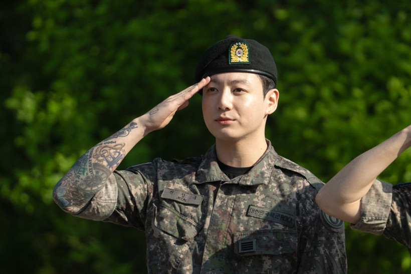 BTS üyeleri Jimin ve Jungkook askerlik görevlerini tamamladı - Resim: 21