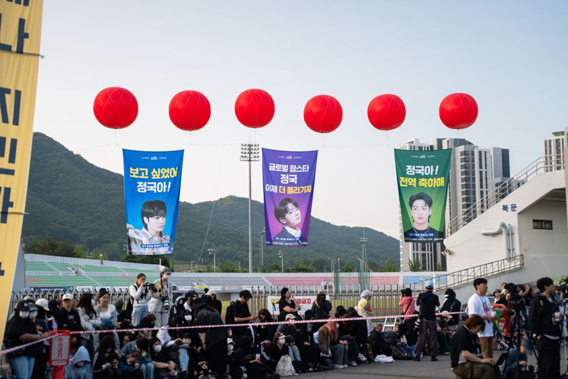 BTS üyeleri Jimin ve Jungkook askerlik görevlerini tamamladı - Resim: 6