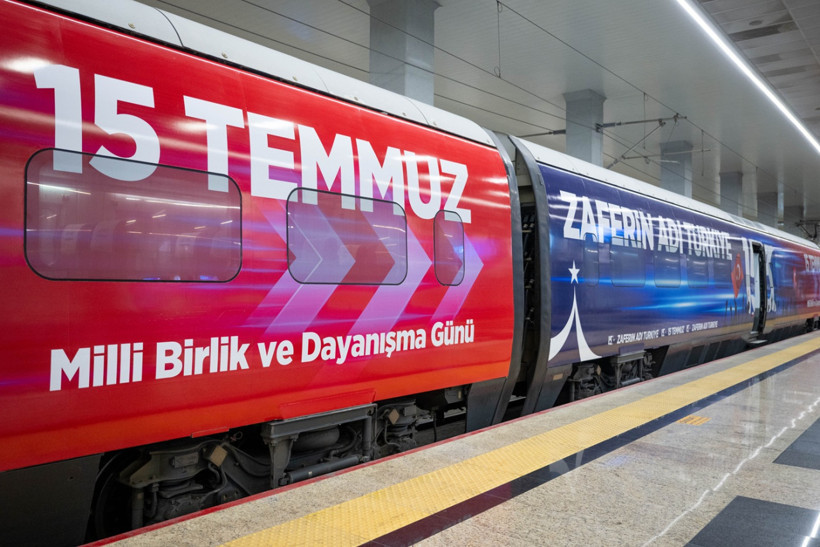 'Zaferin Adı Türkiye' treni yola çıktı! 2 ay boyunca sefer yapacak - Resim : 1