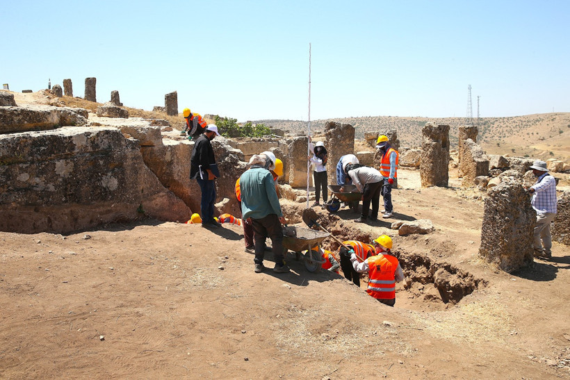 Zerzevan Kalesi’nde Roma’dan kalma 1800 yıllık su sistemi bulundu - Resim : 1