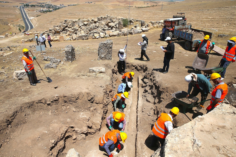Zerzevan Kalesi’nde Roma’dan kalma 1800 yıllık su sistemi bulundu - Resim : 2