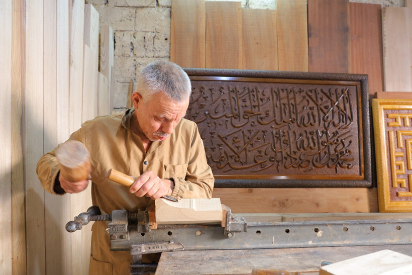 Kahramanmaraş’ta asırlık mukarnas sanatı ahşapla buluşuyor - Resim : 2