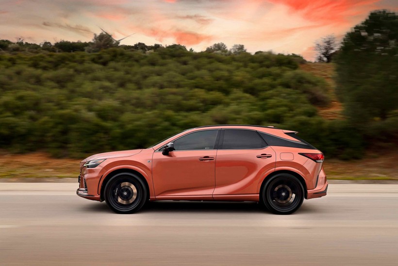 Lexus Premium, RX yeni nesliyle Türkiye'de! - Resim : 4