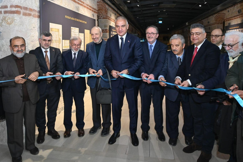 'Sultanların Mushafları' sergisi ziyarete açıldı - Resim : 1