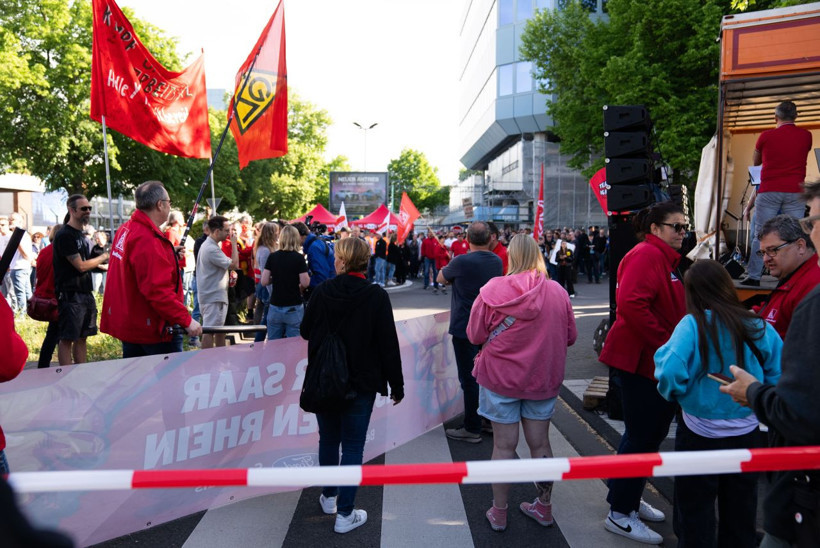Ford'un Avrupa'daki merkezinde işçiler greve başladı! Üretim durma noktasına geldi - Resim: 5