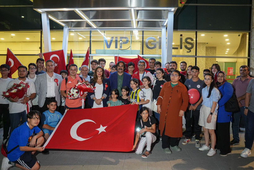 Yusuf Dikeç Türkiye'ye döndü, ayağının tozuyla hedefi çizdi: 2028'e kadar durmak yok - Resim: 5