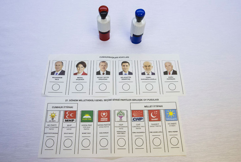 Oy pusulaları tanıtıldı - Resim : 1