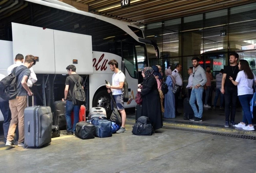 KURBAN BAYRAMI 2025 | Kurban Bayramı tatili uzatılacak mı? Bayram tatili 9 gün oldu mu? İşte takvim... - Resim: 1