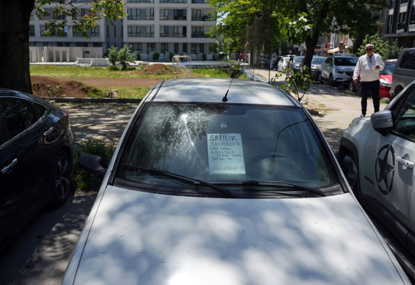 Aracını internette satamayan 'geleneksel'e başvurdu: İkinci el otoda cam ilan dönemi geri döndü - Resim: 3