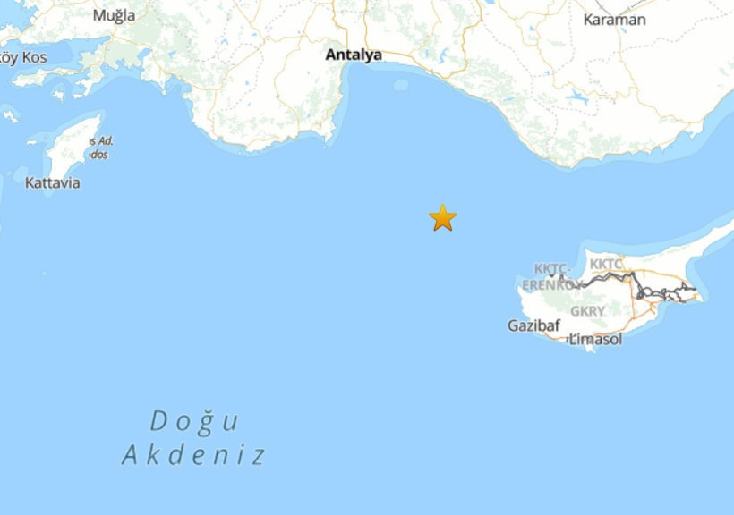 Son dakika: Antalya açıklarında şiddetli deprem - Resim : 1