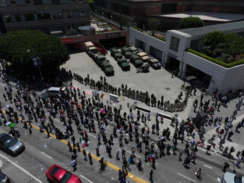 Son Dakika: Los Angeles karıştı, Trump'tan tehdit gibi sözler - Resim: 10