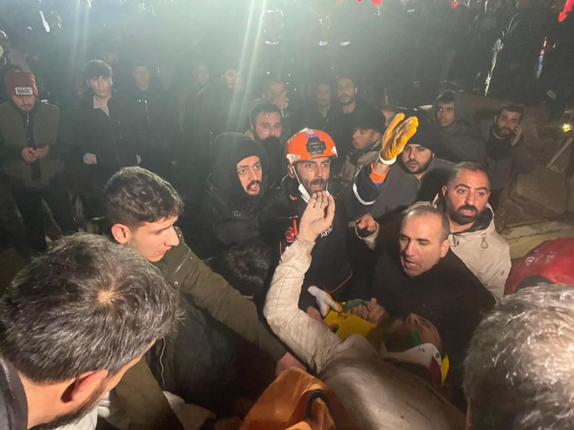 Kahramanmaraş'ta deprem faciası! 7,4 büyüklüğünde deprem 10 ili vurdu: Şehirlerde son durum nasıl? - Resim: 2