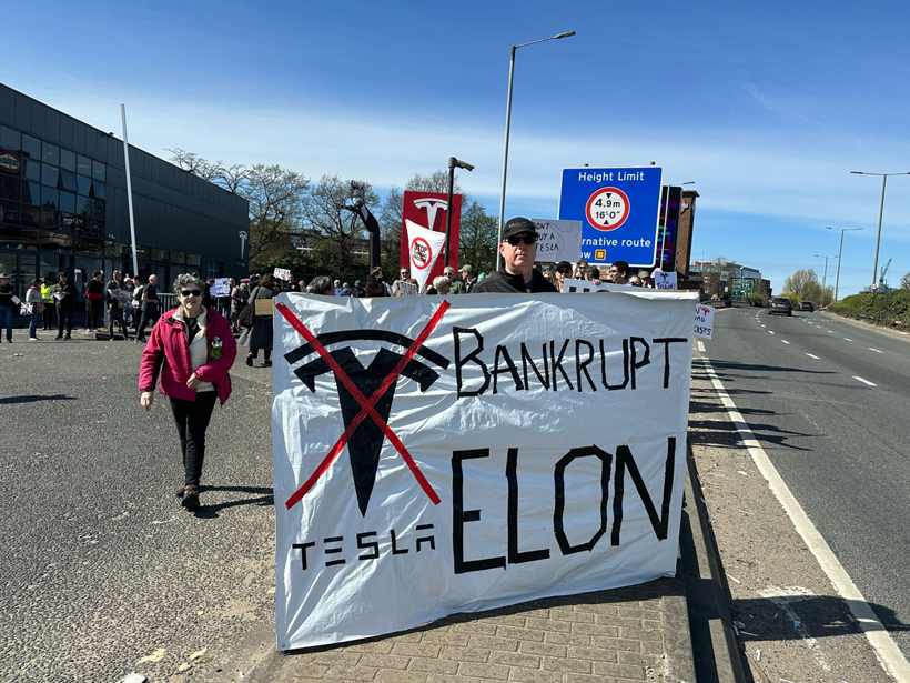 Tesla protestoları dünyanın dört bir yanına yayılıyor! Musk'a 'Mars'a git!' diyenler kim? - Resim: 1