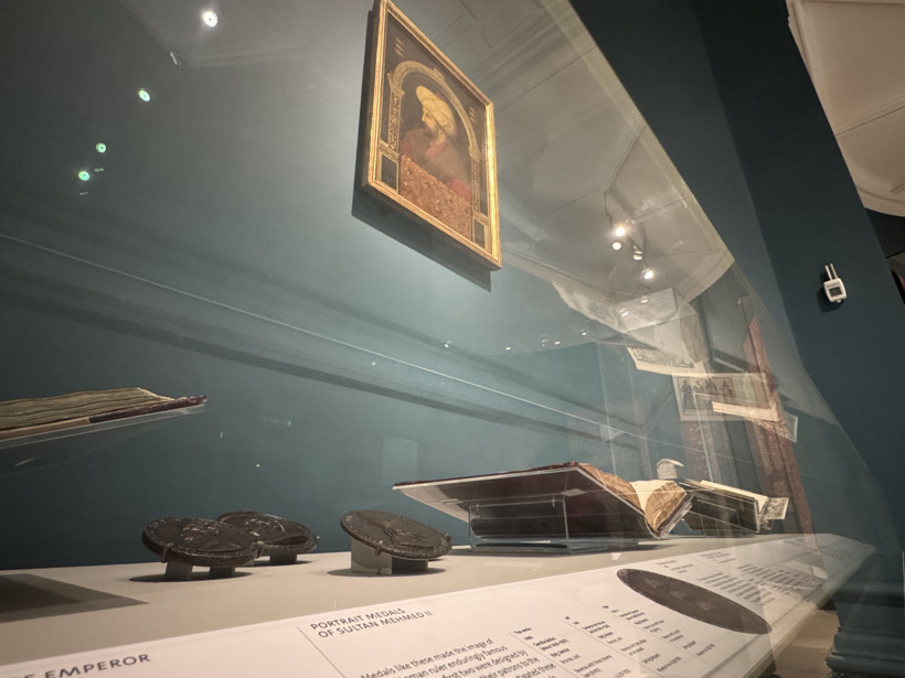 Fatih Sultan Mehmet'i tasvir eden portre ve madalyonlar Londra'da sergileniyor - Resim : 7