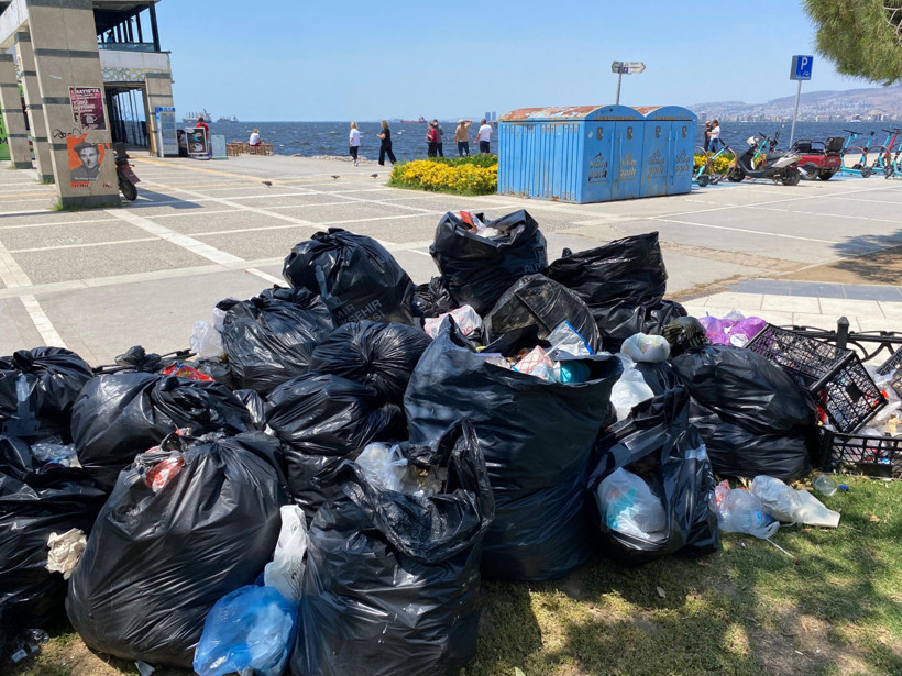 İzmir'de grev 7. gününde! Sandıklar kurulacak, belediyenin teklifi işçilerin oylarına sunulacak - Resim : 1
