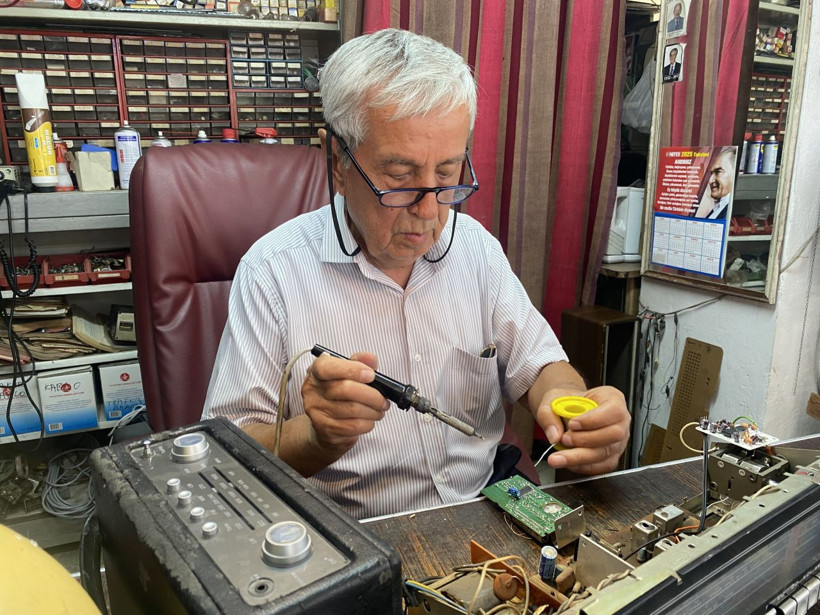 Mesleğin son temsilcilerinden: 15 yaşında başladı, 77 yaşında devam ediyor! - Resim: 1