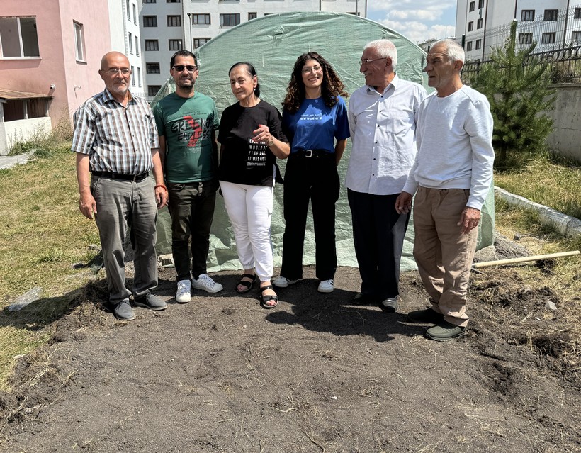 Yaşam enerjilerini doğa sevgisiyle besliyorlar - Resim : 1