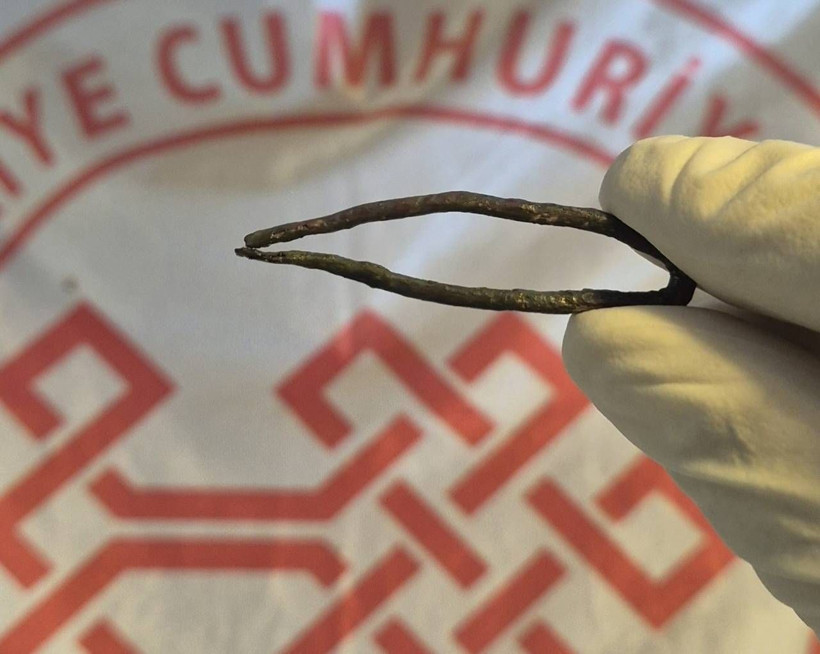 Tavşanlı Höyük'te 3 bin 200 yıllık objeler keşfedildi! Yangın sayesinde korunmuşlar - Resim: 4