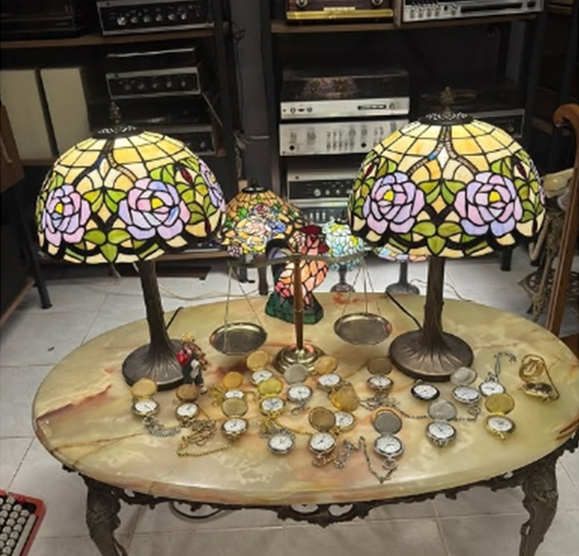 Antika sevgisi yaşam şekline dönüştü! 6 yılda 600 parça toplayan işçi tutkusunu anlattı... - Resim: 6