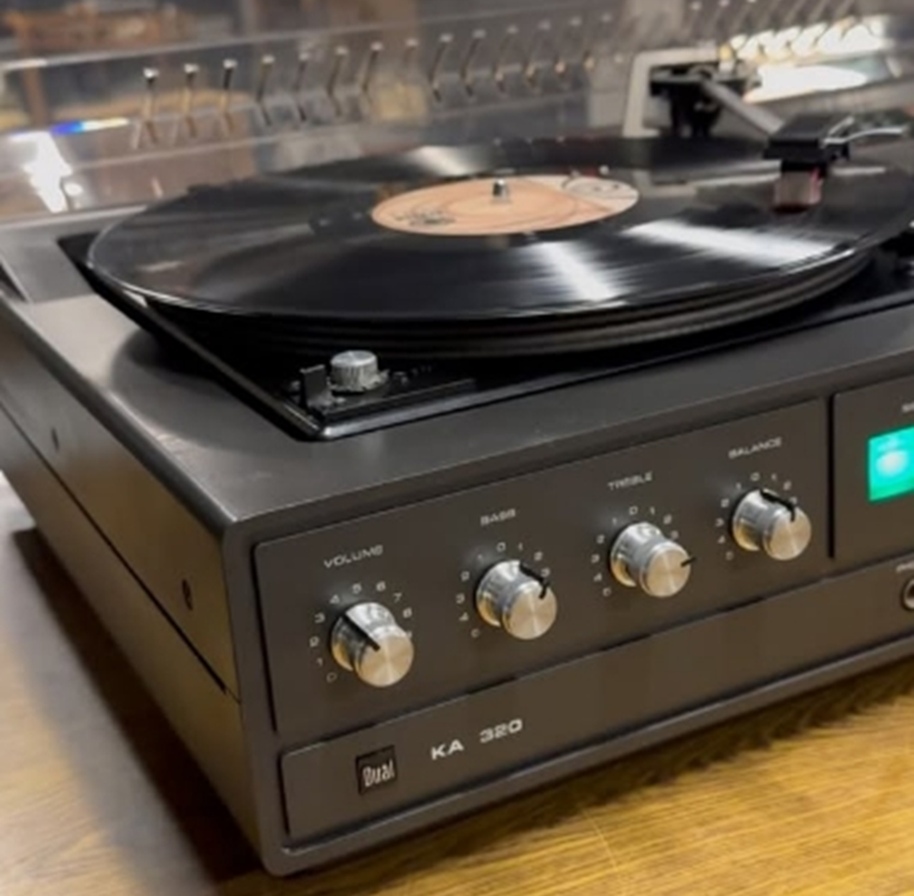 Antika sevgisi yaşam şekline dönüştü! 6 yılda 600 parça toplayan işçi tutkusunu anlattı... - Resim: 5