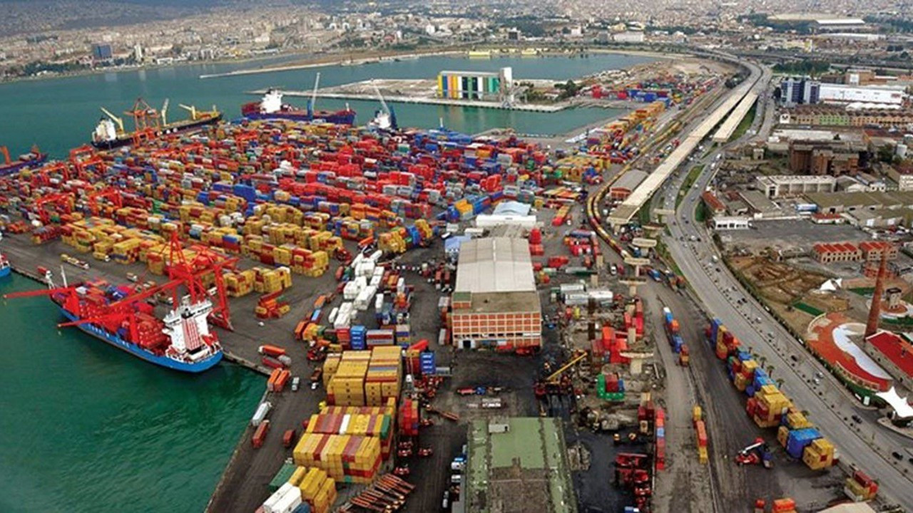 BAE'li şirketle anlaşılamamıştı... Bakan Uraloğlu, Alsancak limanı için yerli şirketlerle görüşüldüğünü açıkladı