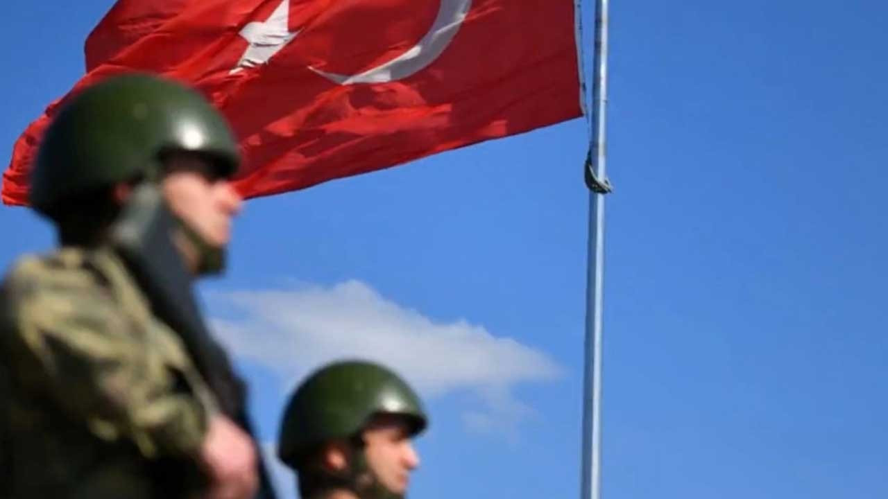 Askerlik 3 aya mı düştü? Askerlik süresi kısaldı mı, kaç ay?