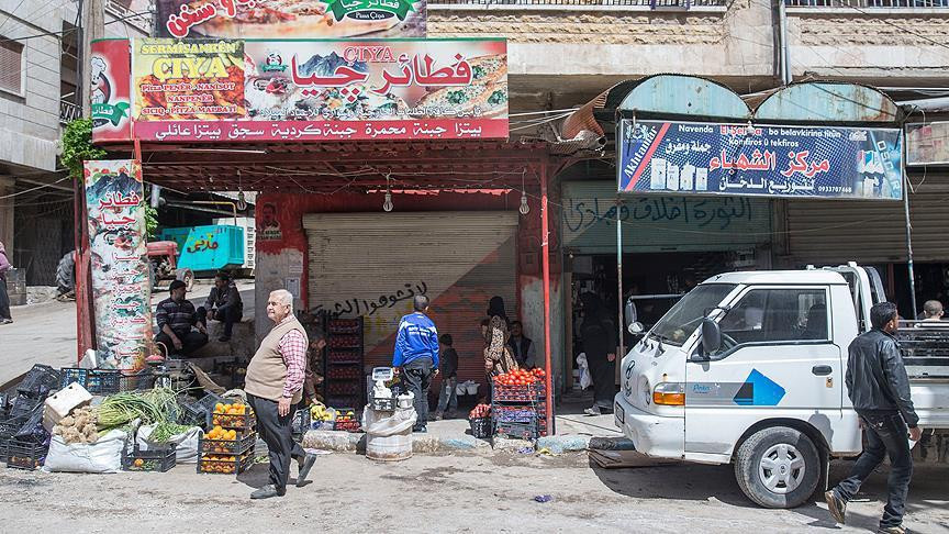 Afrin'de terÃ¶rÃ¼n izleri siliniyor