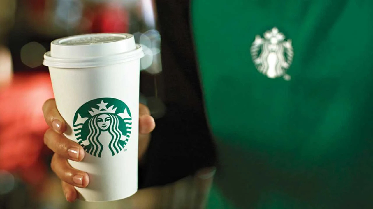 Starbucks Çin iş birimi için 10 milyar dolarlık hisse satış teklifleri