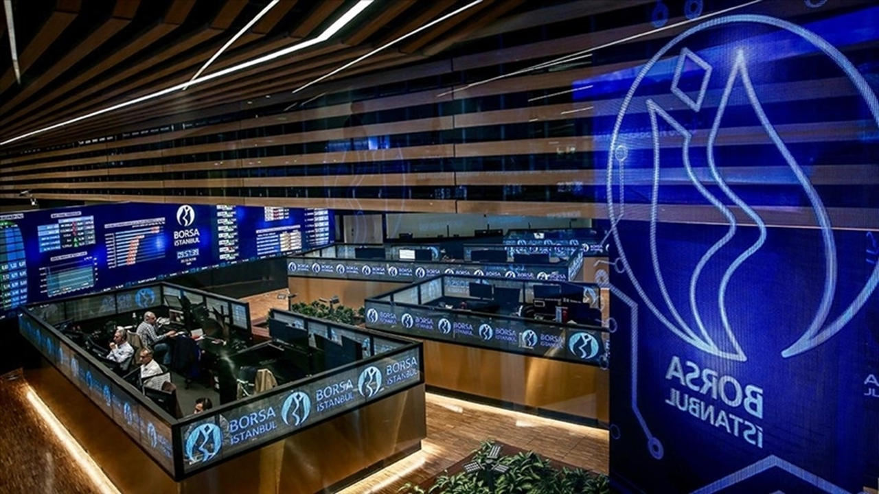 BİST 100'de yeni zirve: Borsa İstanbul haftaya rekorla başladı