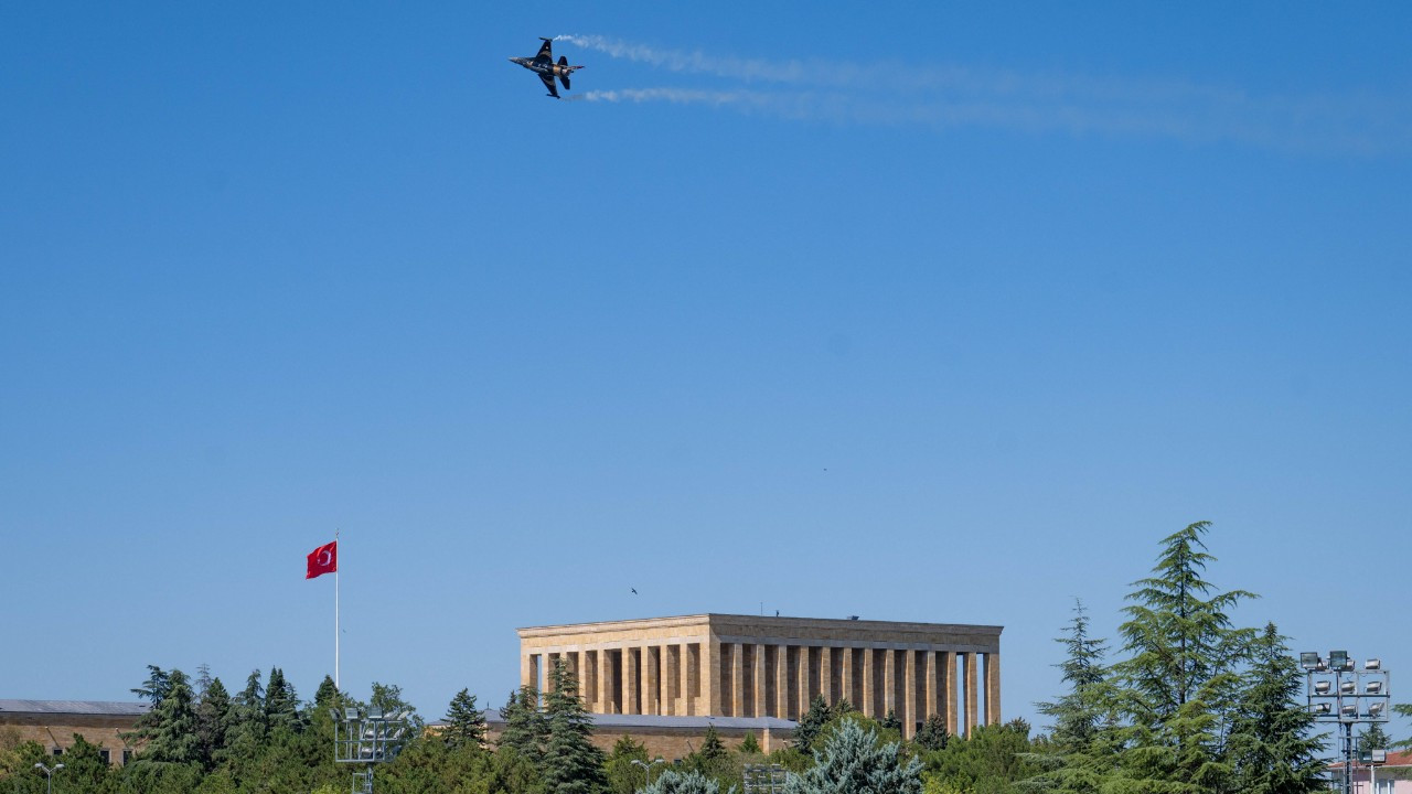 Anıtkabir semalarında 30 Ağustos provası: SOLOTÜRK nefes kesti