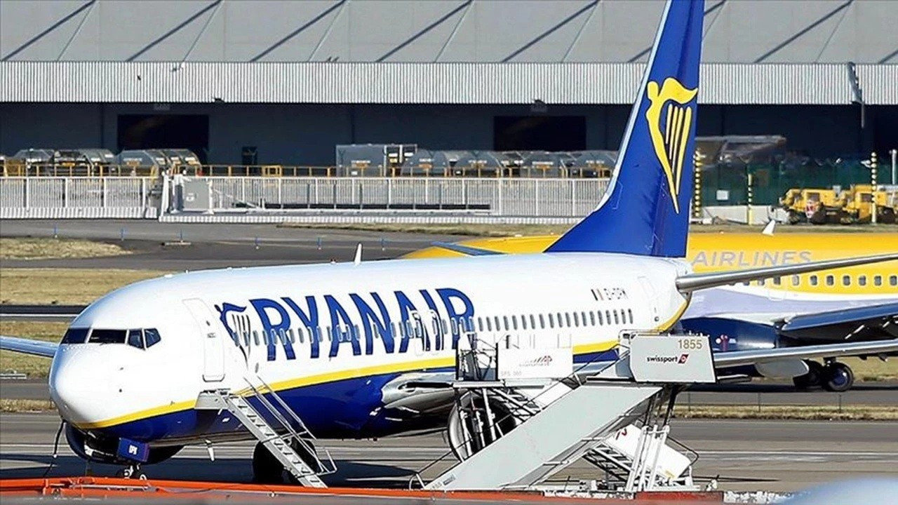 Havayolu şirketi Ryanair çalışanlarını ödüllendiriyor: Cezayı kesen ikramiyeyi kapıyor!
