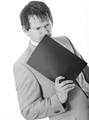 İş görüşmesi yapan kendini Tanrı yerine koyuyor - Resim : 2