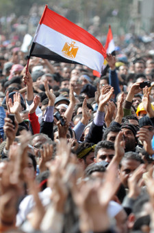 Bekleyiş sürüyor - Resim : 2