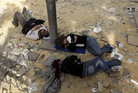 Müslüman Kardeşler masaya oturmuyor - Resim : 5