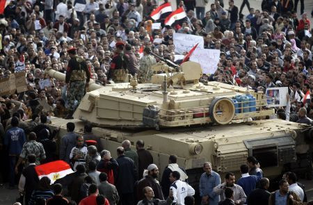 Onbinler meydanlarda - Resim : 7