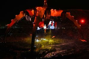 U2 konseri coşkulu geçti - Resim : 4