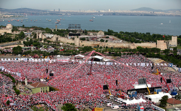 Yüz binler CHP mitinginde buluştu - Resim : 1