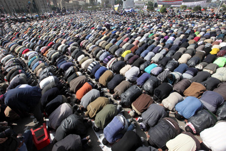 Yüz binler Mübarek&#039;in gitmesini bekliyor - Resim : 1