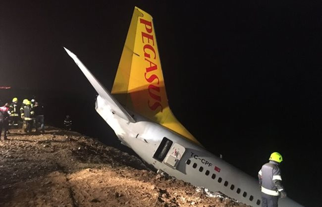 Trabzon'daki uçak kazası için soruşturma başlatıldı - Resim : 5