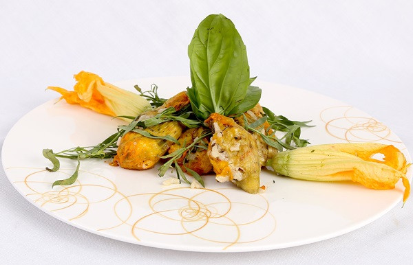 3 kıtadan 18 şef, meze yapmak için Antalya'da bir araya geldi - Resim : 2