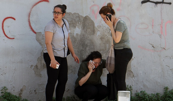 Ege'de şiddetli deprem - Resim : 2