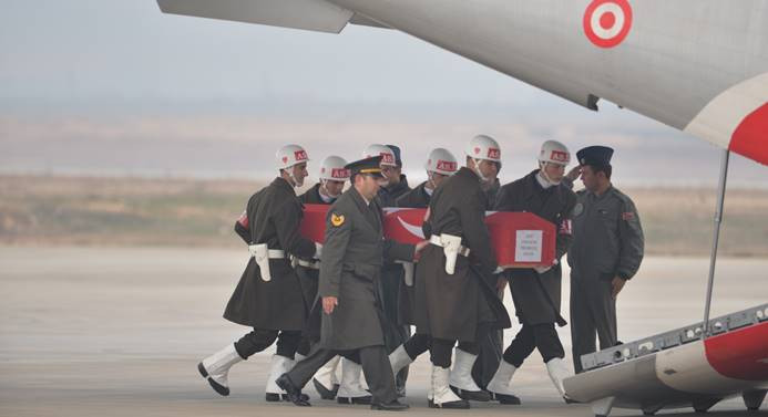 Afrin şehitlerine veda - Resim : 2